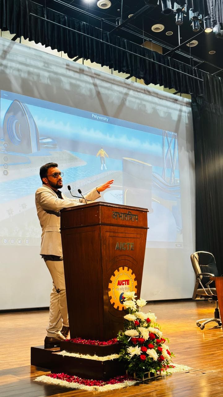 Dayal presenting Polyversity at AICTE